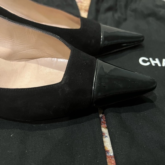 Vintage Chanel kitten heels - Picture 9 of 12